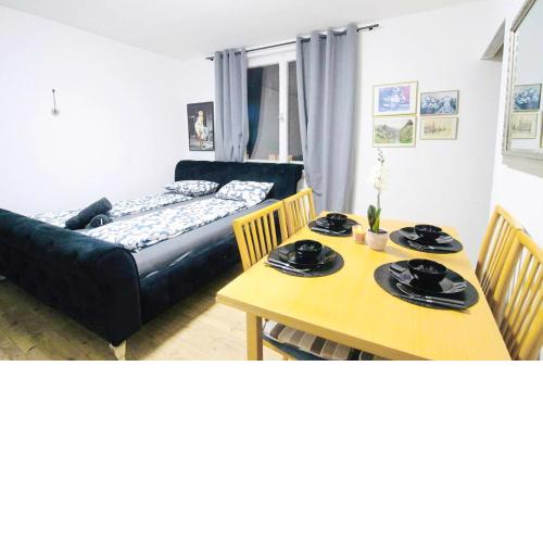 Modern Apartment in Millennium City Area