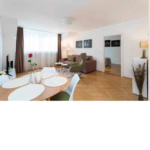 Modern Apartment in New Town by Prague Days