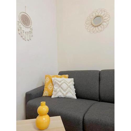 Modern Apartment Krakovska