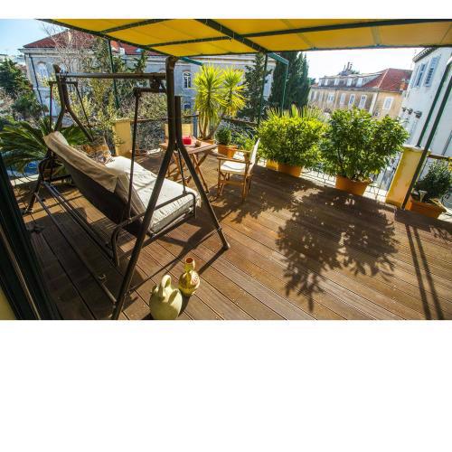Modern Apartment Split + Terrace