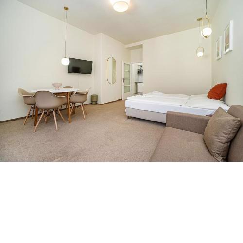 Modern, bright studio in a great location