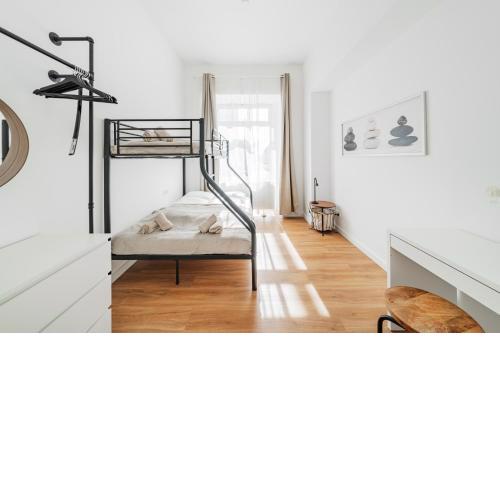 Modern Central City Rooms