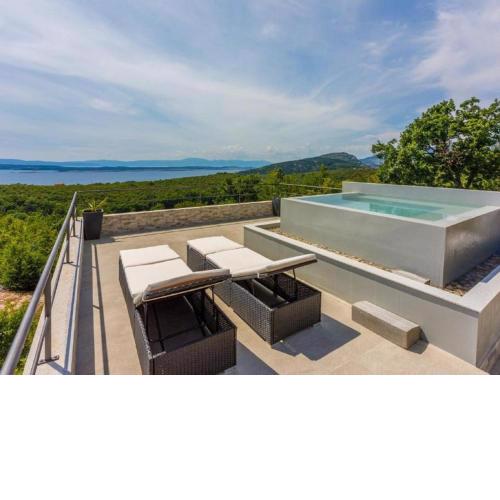 Modern Holiday Home at Crikvenica with Sea View