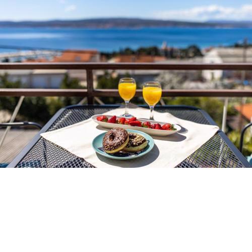 Modernes Apartment mit traumhaften Meerblick, nur 400 Meter zum Strand