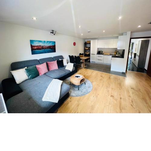 Modernes Apartment Seefeld and Chill RELAX im Zentrum mit Netflix for free