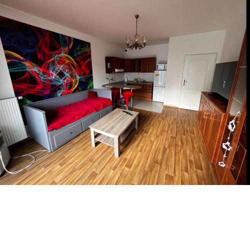 MONFas APARTMENT GARDEN CITY