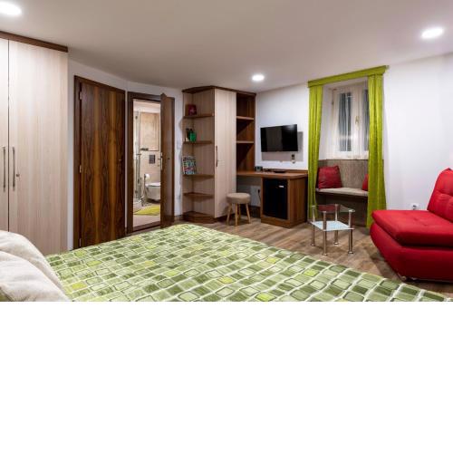 Moon Stone Residence Pag