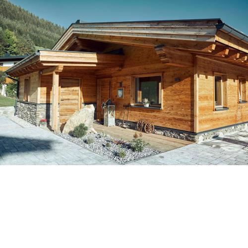 Mountain Chalet R