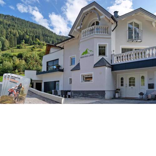 Mountain Living Ski-in & Ski out Silvretta Sommer Card Including