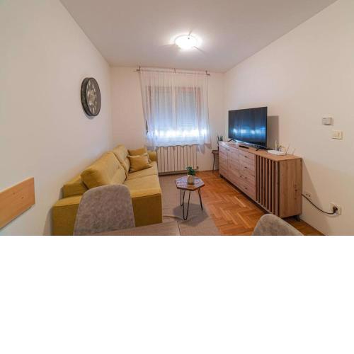 MR apartments 1