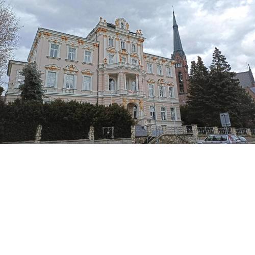 MVA House Teplice, Šanovský park