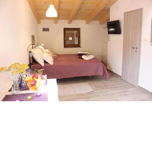 Nana Marusa Home