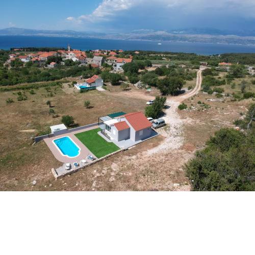 Nane Garden house with pool