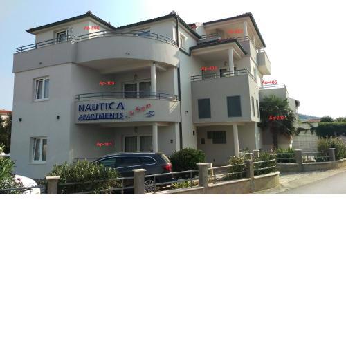 Nautica Apartments