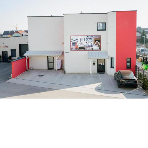 Nava Motel & Storage
