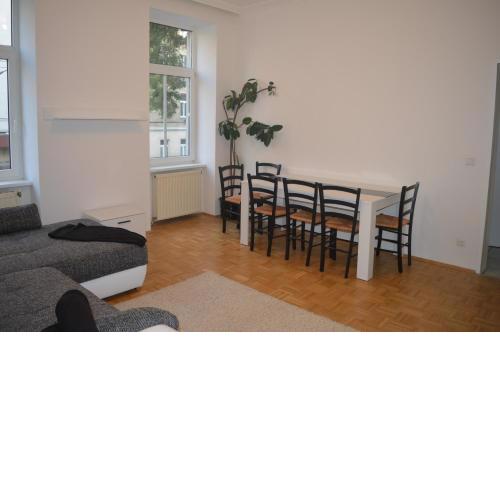 Nette Altbauwohnung nur 10 min von der City