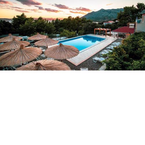 New Adria mobile Home - camp Vala