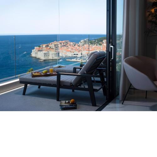 New & Luxury 5* with Breathtaking View- Kiki Lu Apartment
