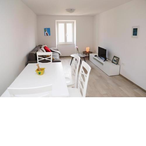 NEW LUXURY APARTMENT SANDRA- OLD TOWN KORCULA