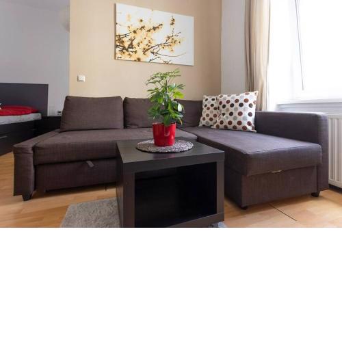 NEW ShalalaLiving Vienna - Cosy Home Meidlinger Markt KG12