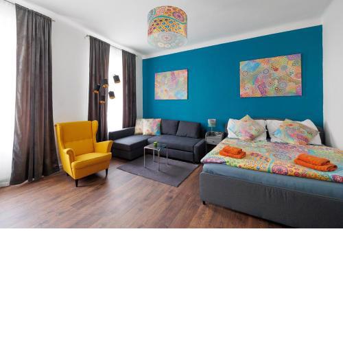 NEW ShalalaLiving Vienna Spacious Home for Family & Friends