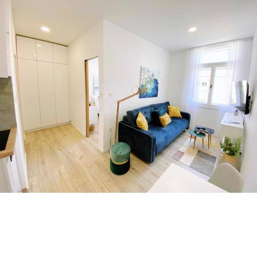 New Stylish & Modern Studio Apart - with sea view