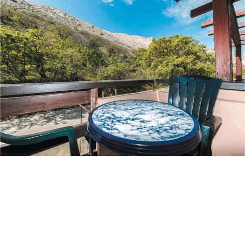 Nice Apartment In Bosana With Wifi