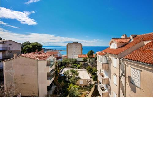 Nice Apartment In Makarska With Wifi