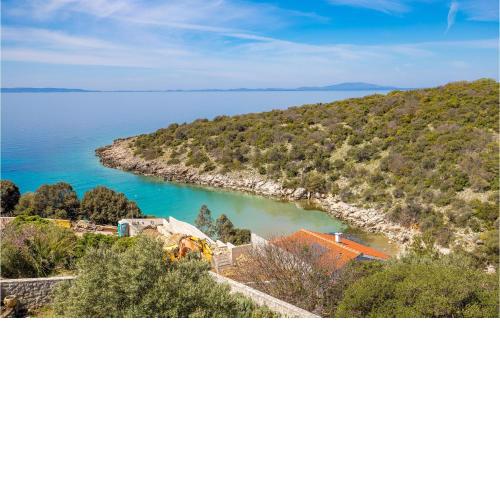 Nice Apartment In Potocnica With House Sea View