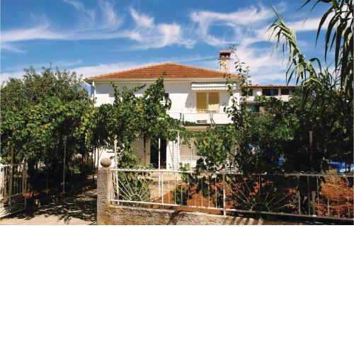Nice Apartment In Pula With Wifi