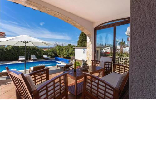 Nice Apartment In Punat With Sauna