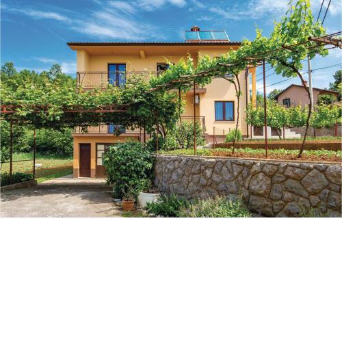 Nice Apartment In Veprinac With Wifi