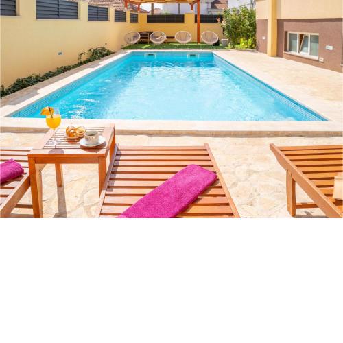 Nice Apartment In Zadar With Kitchen