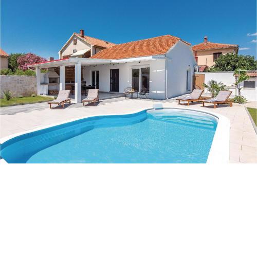 Nice Home In Betina With Heated Swimming Pool
