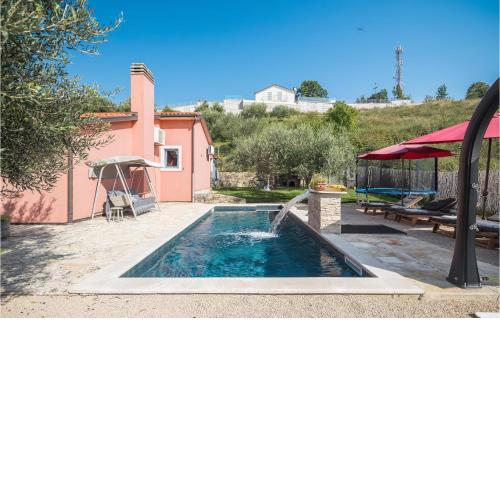 Nice Home In Buje With Wifi