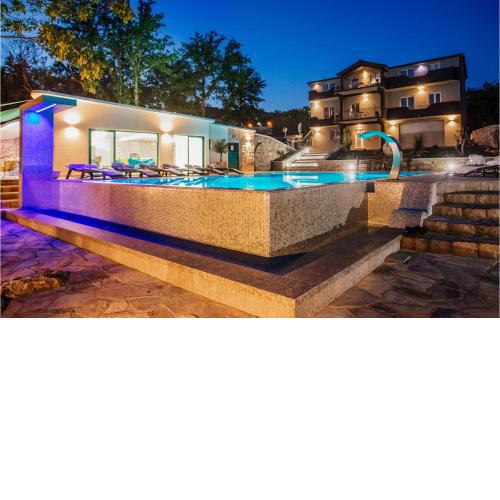 Nice Home In Imotski