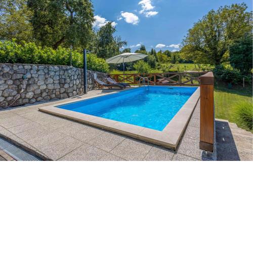 Nice Home In Lukovdol With Sauna