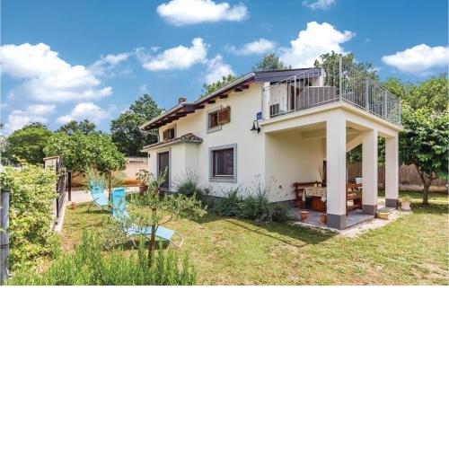 Nice Home In Medulin With Kitchen