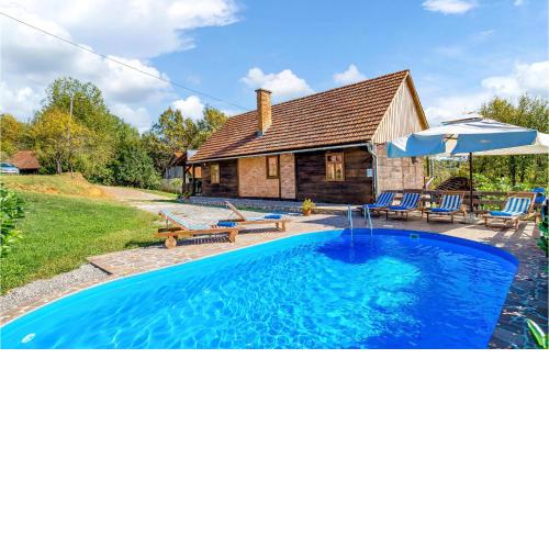 Nice Home In Ribnik With Outdoor Swimming Pool