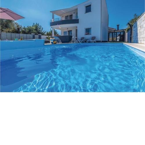 Nice Home In Sukosan With Outdoor Swimming Pool