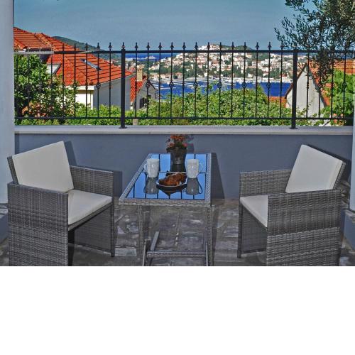 Nika Family Apartments - Deluxe Studio Apartment with Terrace and Sea View A1