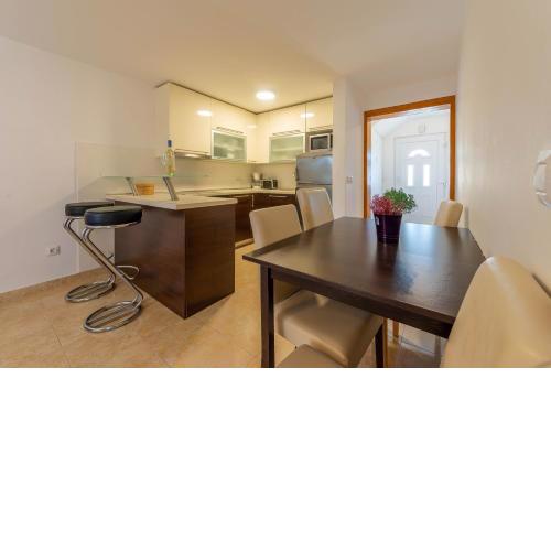 Niko Apartment