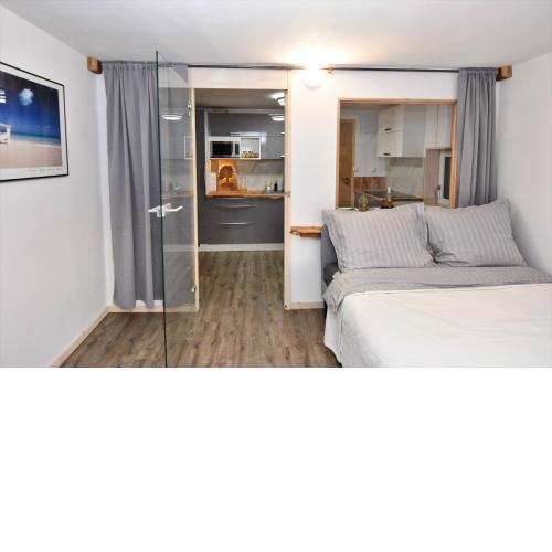 Oak apartment