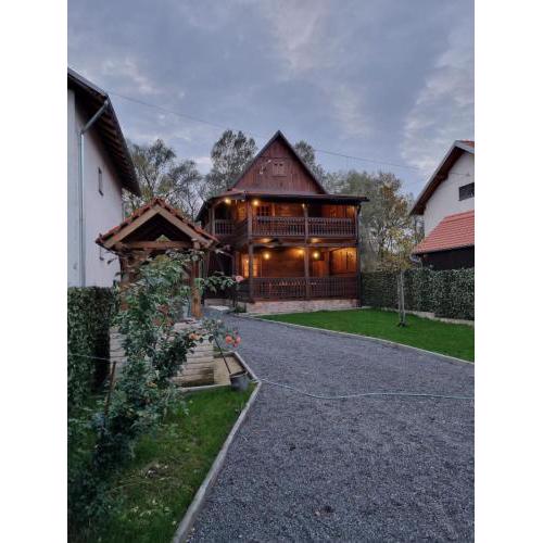 Oak Holiday House Nature