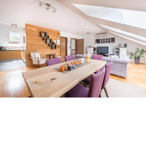 Old Pear Apartment