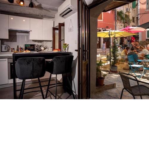 Old Rubinum Apartment