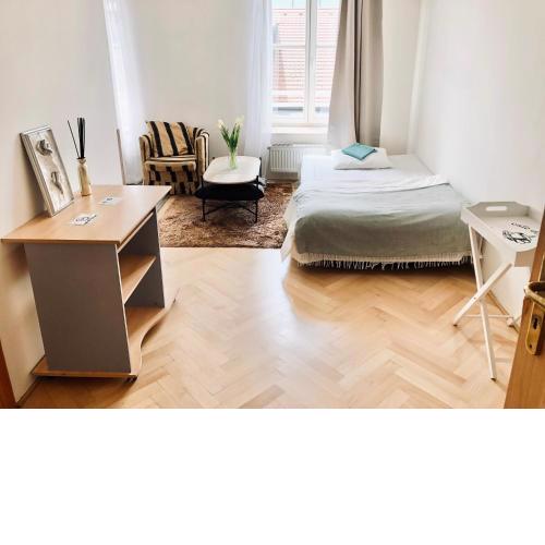 Old Town City Apartment