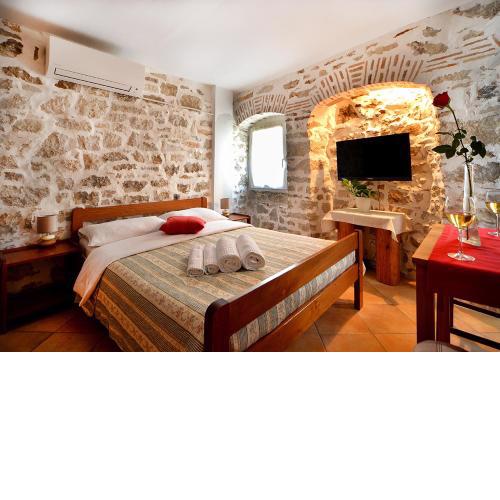 Old Town Vrsar, apartments Danica & Zoran