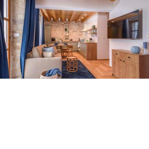 Oleander Center Suites