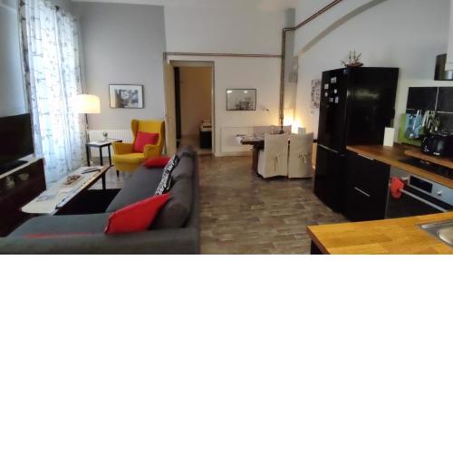Olive Tree City Apartment